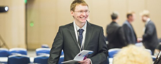 У церквей и на тротуаре: как в Приморье оспаривают региональный закон о митингах