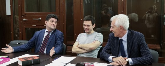 «Вот неймется тебе, Илья»: разговоры Ильи Яшина с полицейскими во время ареста