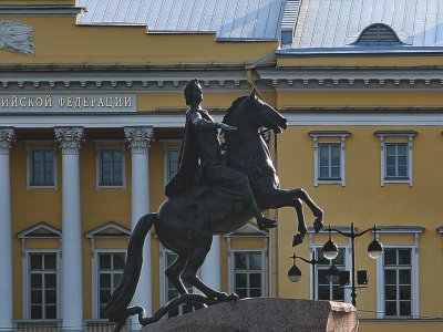      В Москве все еще действуют ковидные ограничения свободы собраний. Мы пожаловались на них в Конституционный суд
    