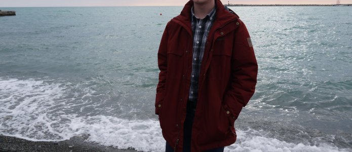 Журналист Александр Савельев занимается расследованиями. На него возбудили уголовное дело