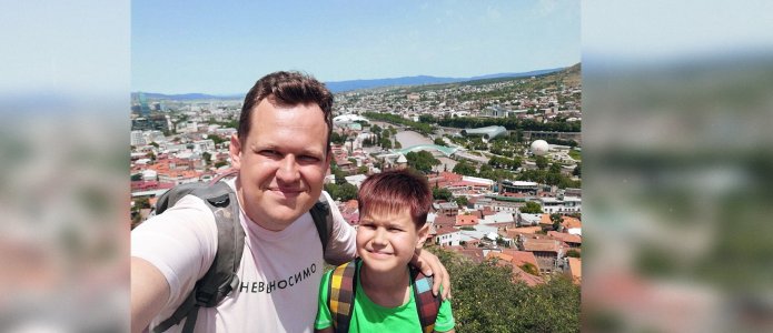 «Вдруг мы его, кроме пропаганды пацифизма, ничем не кормим»: рассказ новосибирца, на которого пожаловались за разговоры с собственным сыном о войне