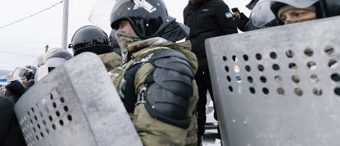 «Маму забрали и увезли в неизвестном направлении». Как власти преследуют участников протестов в Башкортостане